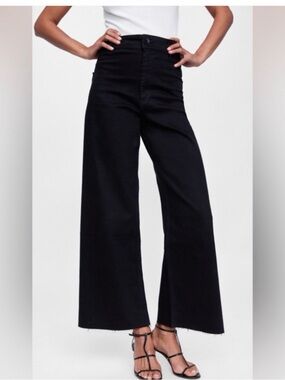 Zara Black High-Rise straight Jeans